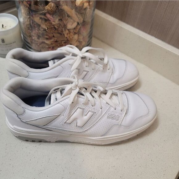 New Balance White Athletic Shoes - Picture 2 of 10